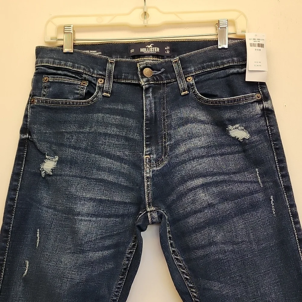 NWT, Hollister California Men's Jeans. - Picture 2 of 14
